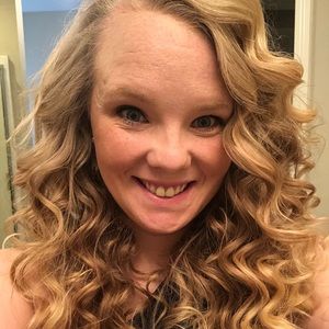 Meet your Posher, Paula